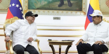 Crece la polémica por acuerdo entre Petro y Maduro para crear zona binacional en la frontera