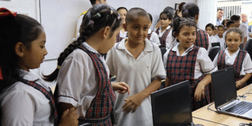 Donaciones benefician a estudiantes de instituciones educativas en Buga