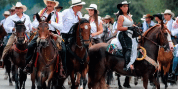 Buga da apertura oficial a su Feria 72 con la tradicional cabalgata