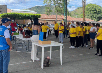 Con actividades lúdicas, Toro celebró el Día del Adulto Mayor
