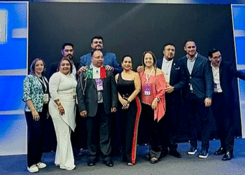 Docente de la Uceva logra histórico reconocimiento en congreso internacional en México