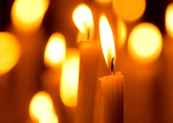 Sevilla se une en velatón por la libertad de la médica Daniela Hernández Montoya