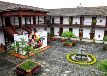 Universidad del Valle abrirá capacitaciones gratuitas para jóvenes y líderes comunales