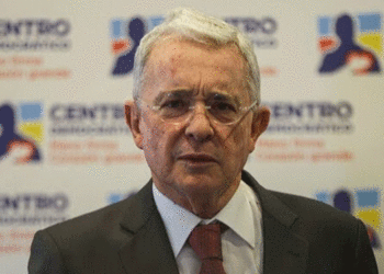 “Sacrificaron el árbol fresco del jardín de la democracia”, Álvaro Uribe sobre Miguel Uribe