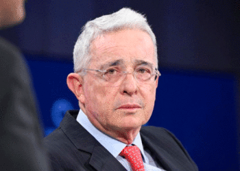 Álvaro Uribe podría volver al Senado: estará en lista cerrada del Centro Democrático