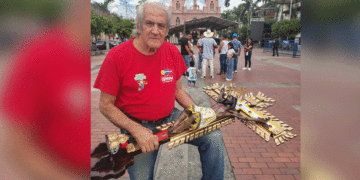 El artesano del milagroso: toda una vida dedicada a la fe