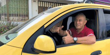 El taxista que convierte sus carreras en éxitos musicales