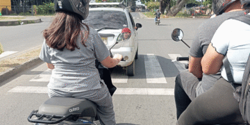 Falta de cultura ciudadana: conductores en Tuluá no respetan las cebras peatonales