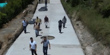 Verifican avance de obras en la zona rural de Bolívar