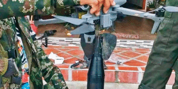 Atacan con drones explosivos casa de alcalde y sedes de la Fuerza Pública