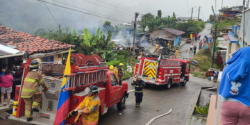 Bomberos voluntarios de Sevilla denuncian amenazas durante atención de incendio