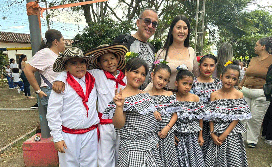 Cultura al Territorio llevó integración y alegría al barrio La Revolución