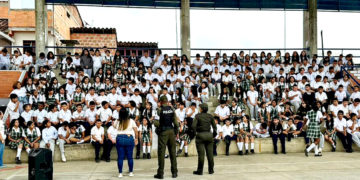 La Patrulla Púrpura llega a Yotoco para fortalecer la protección de mujeres, niñas y adolescentes