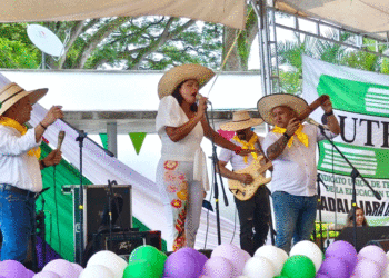 Docentes de Buga compartieron saberes y talentos en el Encuentro Folclórico y Cultural del Magisterio