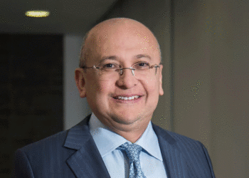 El ministro de Justicia, Eduardo Montealegre renunció a su cargo