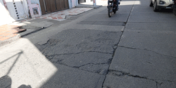 Hundimiento en el barrio Las Delicias preocupa a la comunidad