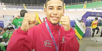 Tulueño se destaca en boxeo durante los Nacionales Intercolegiados 2025
