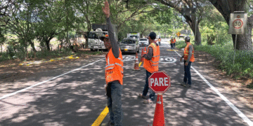 Vía Roldanillo–Zarzal ya no tiene huecos tras intervención departamental