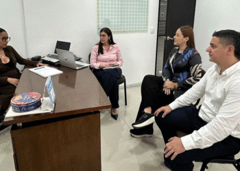 Buscan soluciones a la crisis de atención de la Nueva EPS en Buga