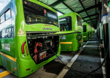 Buses eléctricos se quedaron sin corriente en el Concejo
