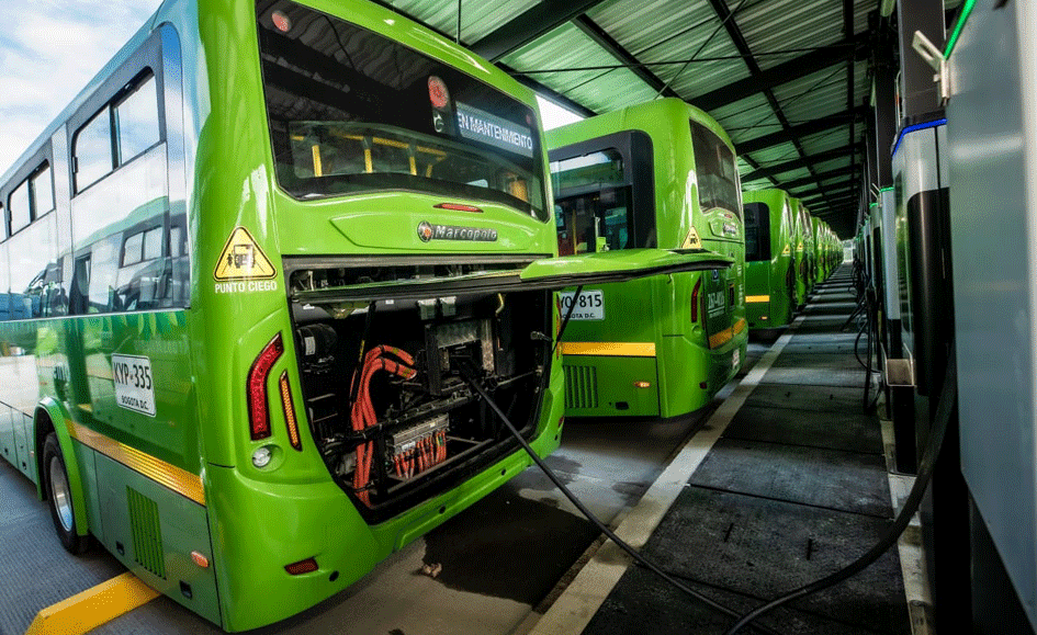 Buses eléctricos se quedaron sin corriente en el Concejo