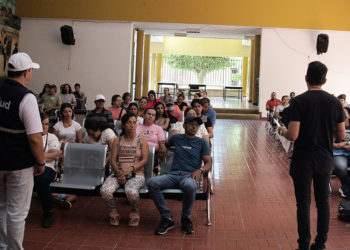 Caicedonia culminó con éxito el curso de manipulación de alimentos para comerciantes