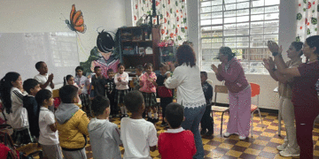 Estudiantes de Yotoco aprenden a sembrar semillas de paz