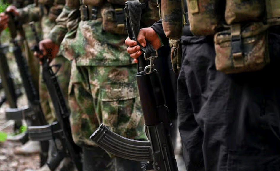 Gobierno fortalece política de sometimiento con incentivos para quienes abandonen los grupos ilegales