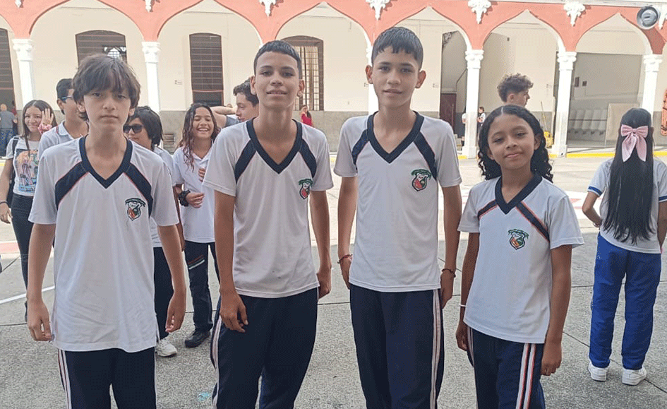 I.E. Alfonso López Pumarejo triunfa en las Olimpiadas Matemáticas Municipales