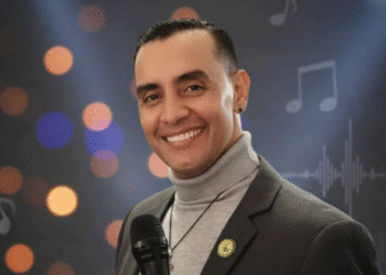 “La música es mi voz”: César Díaz consolida su carrera artística desde Tuluá