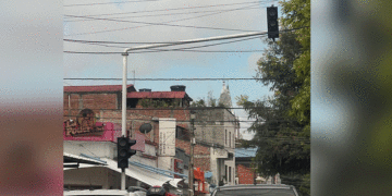 Semáforos en decadencia: una señal de alerta (Más Caucherazos aquí) 👇🏽 