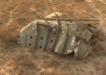 Tragedia aérea: se estrella avión militar con 20 ocupantes