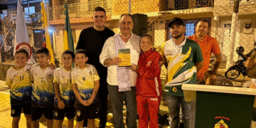 Trujillo estrena moderna cancha múltiple