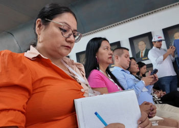 Funcionarias del Valle impulsan pliego de peticiones con enfoque de mujer