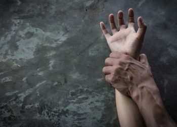 Indignación en Tuluá por presunta agresión sexual y brutal golpiza a mujer mientras entrenaba