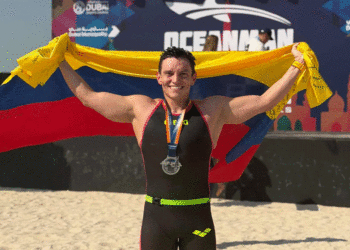 Tulueño brilló en Dubái y subió al podio en el Oceanman World Final Championship
