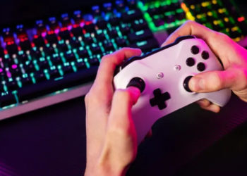 Niño de 11 años es acusado de matar a su padre tras discusión por un videojuego