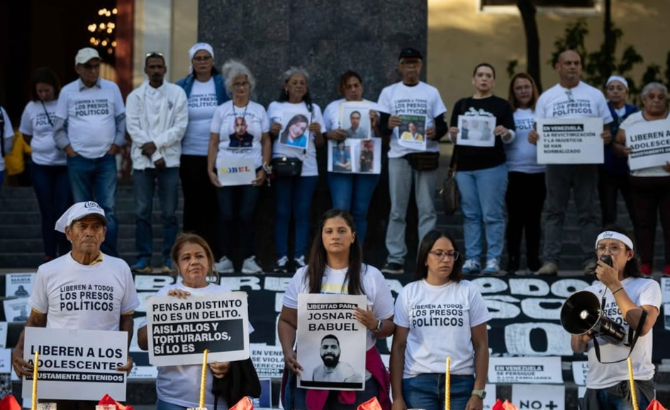 El chavismo inicia liberación de presos políticos en medio de presión internacional