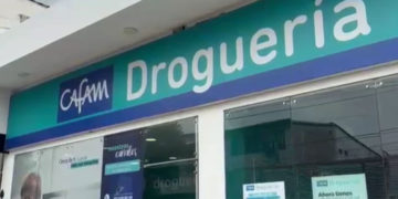 Adulta mayor fallece en dispensario de Nueva EPS mientras reclamaba medicamentos