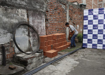 Cien familias de Guacarí ya transforman sus hogares con apoyo departamental