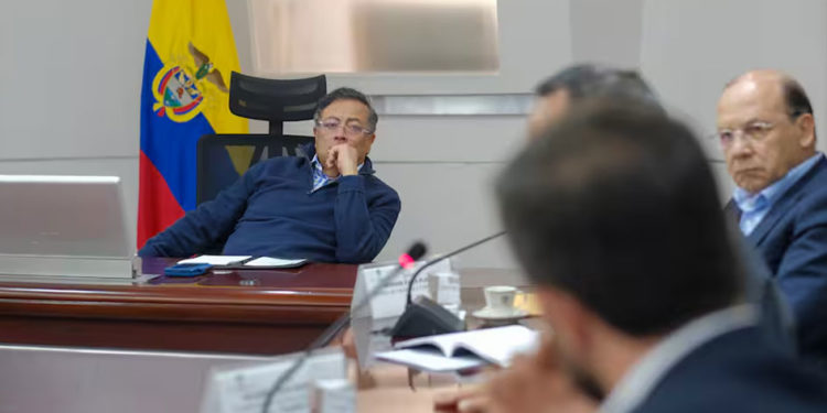 Gobierno Petro plantea de nuevo emergencia económica para atender crisis por ola invernal