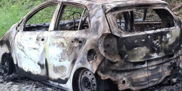 Hombres armados incineran taxi en la parte alta de El Picacho, en Tuluá
