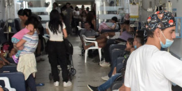 Más de 5.000 pacientes quedan sin atención tras cierre de Gecencro en el Valle