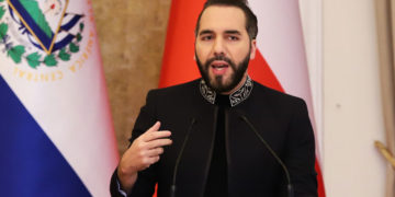 Congreso de El Salvador aprueba reforma que permite cadena perpetua