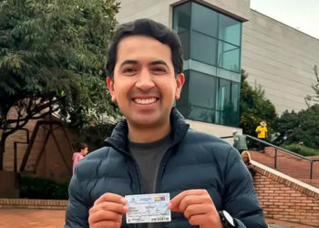 Daniel Briceño renuncia a más de $1.800 millones de reposición de votos