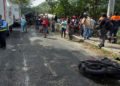 Grave accidente entre carro tanque y motocicleta en Cartago