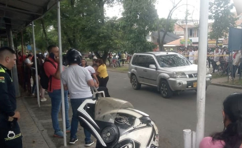 Hombre fue asesinado mientras esperaba el semáforo en la Transversal 12 de Tuluá