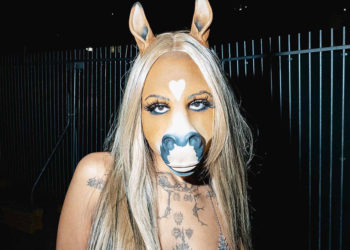 HorsegiirL, la DJ que se define como mitad caballo, se presentará en Lollapalooza Chile