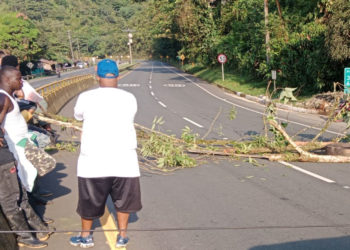 Protesta deja cierre total en corredor vial hacia Buenaventura