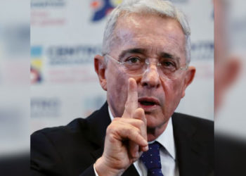 ¿Volverá Uribe al Senado? Proponen que un senador le ceda su curul